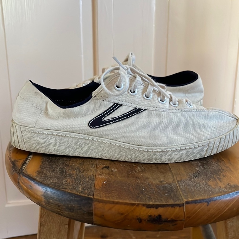 Vintage Trenton’s, size 8